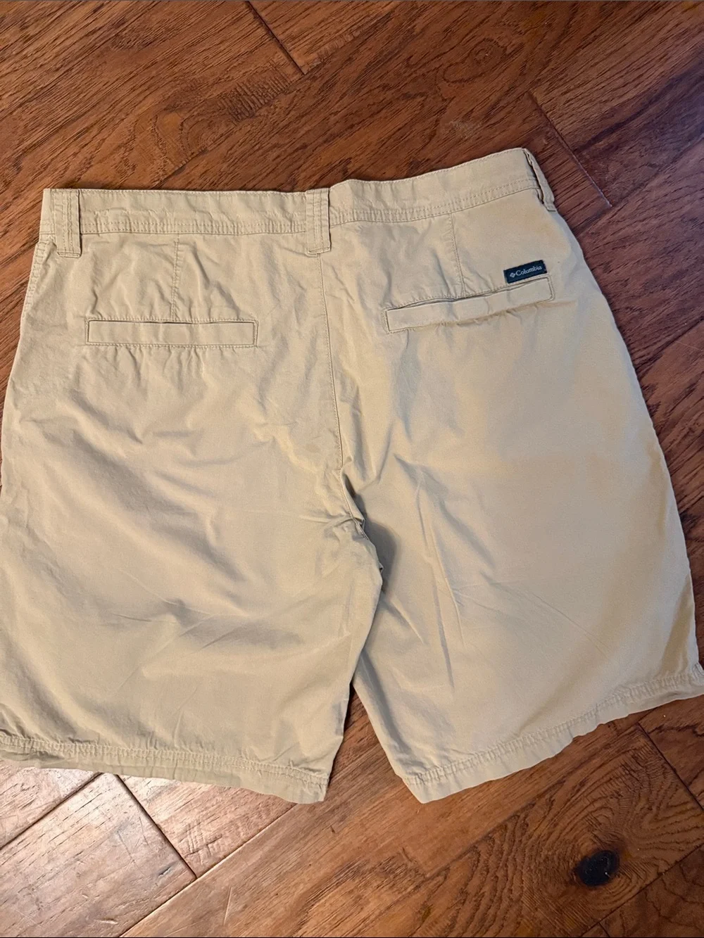 Columbia classic khaki